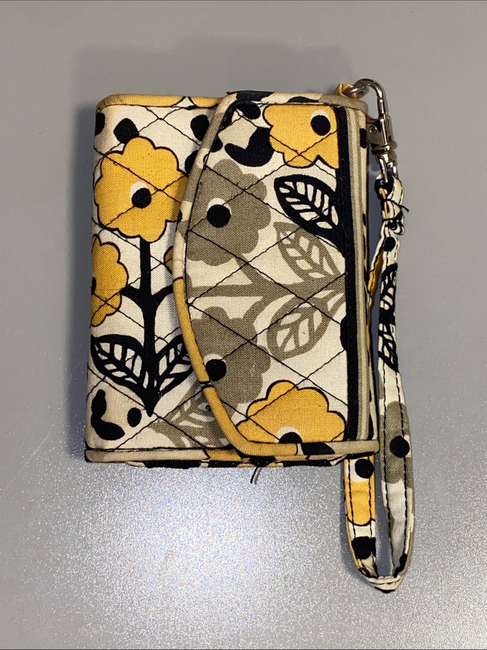 Vera Bradley Super Smart Wristlet - Go Wild (iPhone 4, iPhone 5)